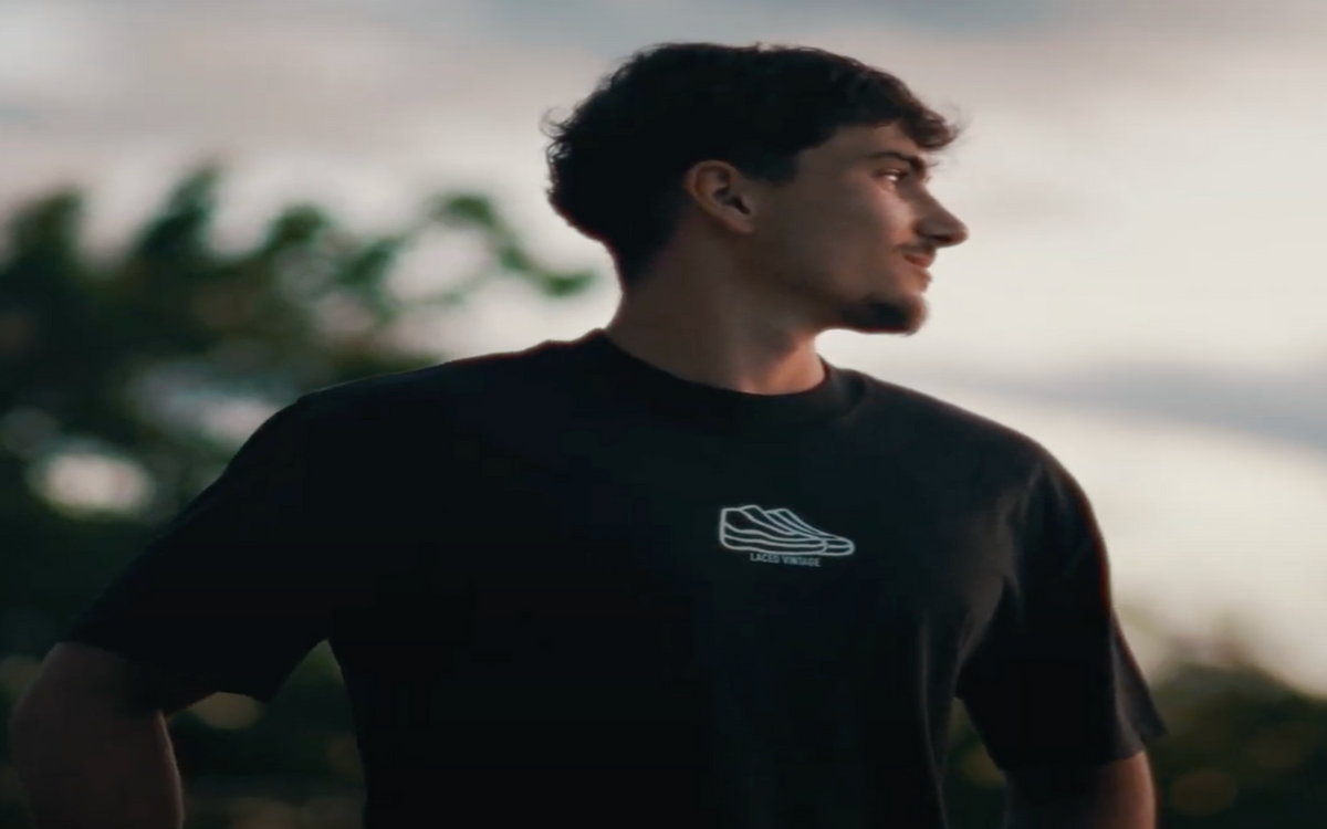 Laced Vintage Plain Black Tee